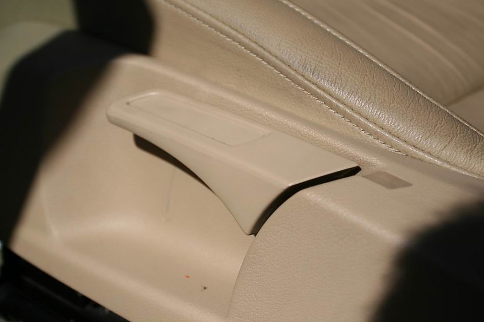 速腾2.0手动舒适型内饰图