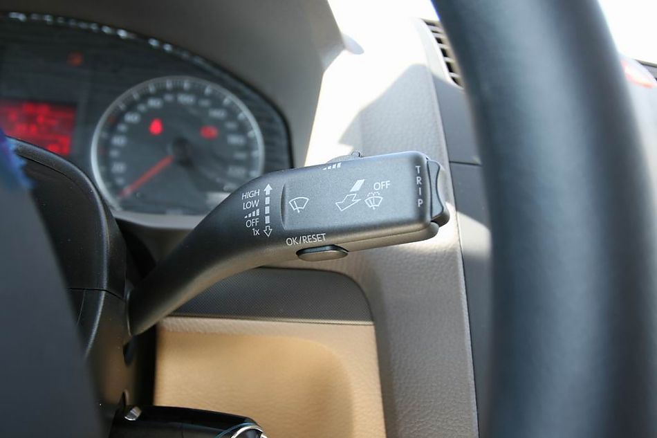 速腾2.0手动舒适型内饰图
