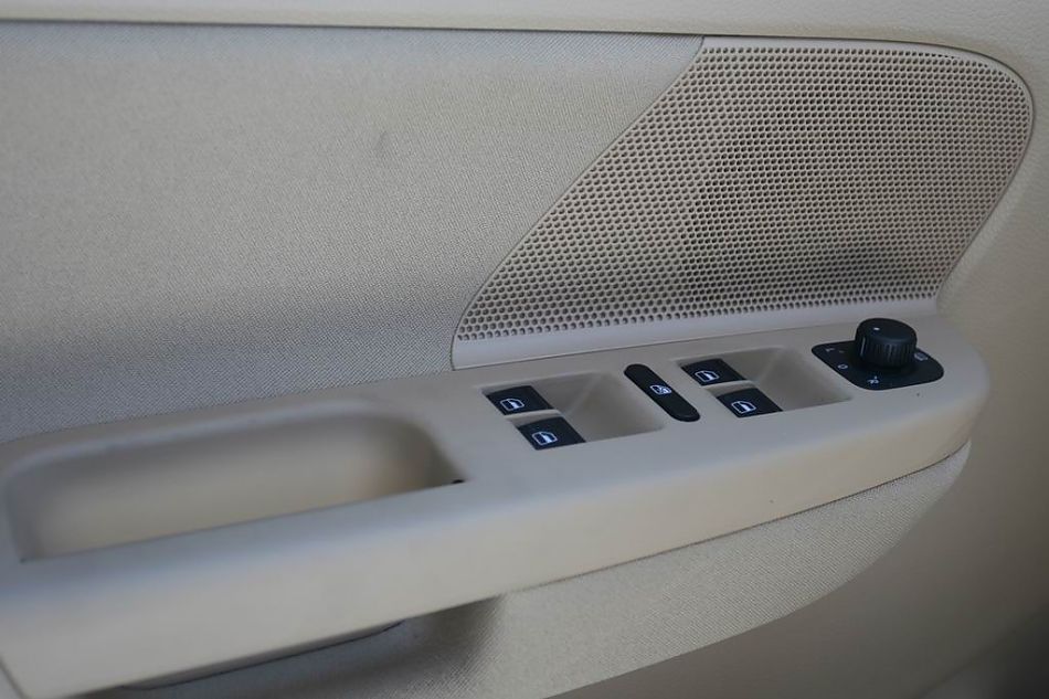 速腾2.0手动舒适型内饰图