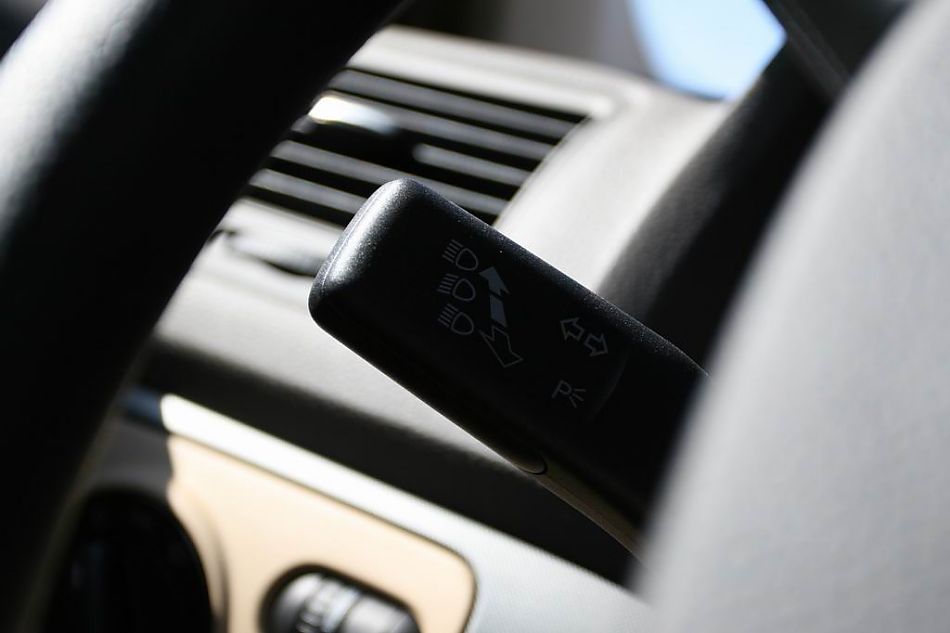 速腾2.0手动舒适型内饰图