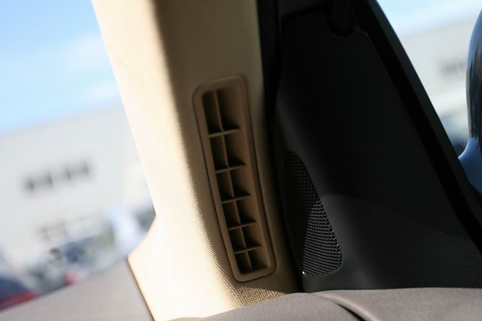 速腾2.0手动舒适型内饰图