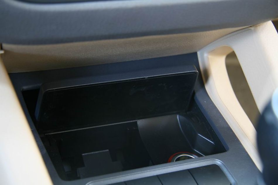 速腾1.6手动时尚型内饰图