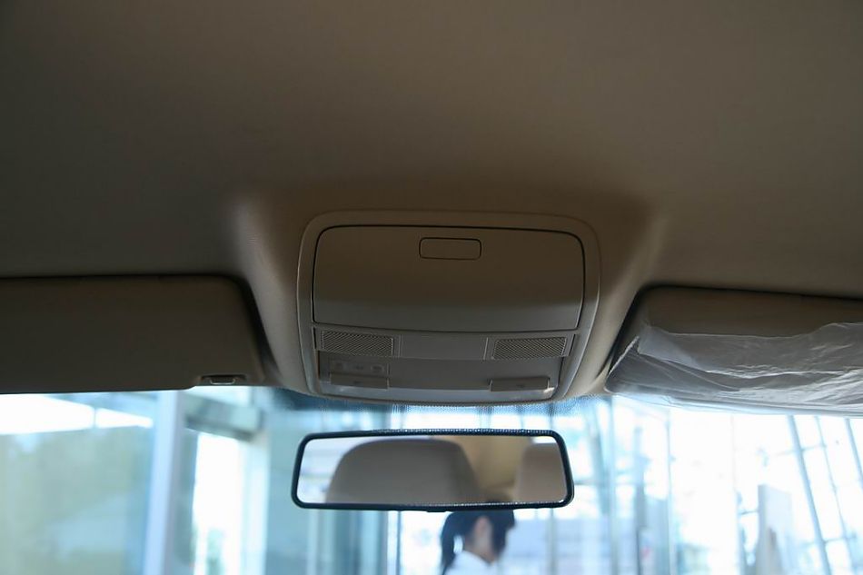 速腾1.6手动时尚型内饰图