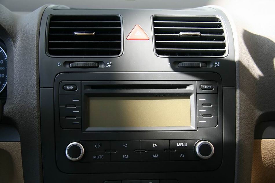 速腾1.6手动时尚型内饰图