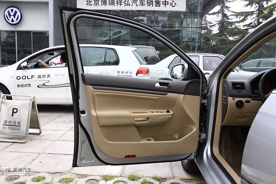 速腾1.4TSI DSG自动技术版