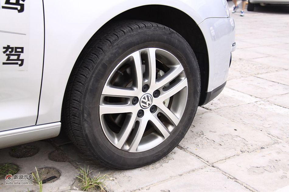 速腾1.4TSI DSG自动技术版