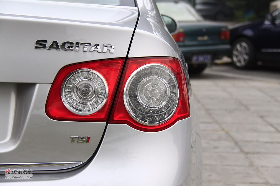 速腾1.4TSI DSG自动技术版