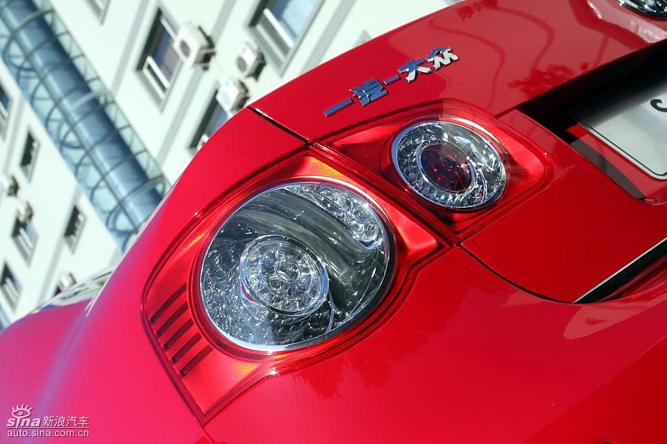 速腾1.4TSI+DSG外观实拍图