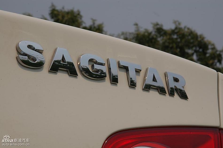 速腾1.4TSI+DSG外观