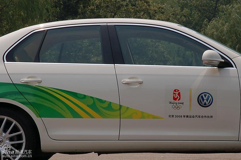 速腾1.4TSI+DSG外观