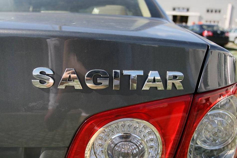 速腾2.0手动舒适型外观图