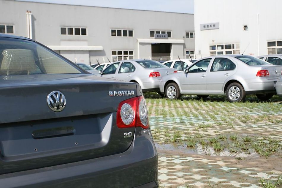 速腾2.0手动舒适型外观图