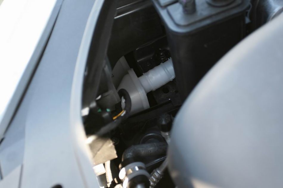 速腾2.0手动舒适型引擎细节