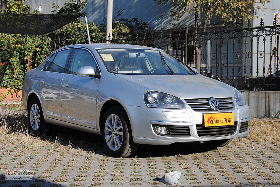 2011款速腾1.6L手动时尚型