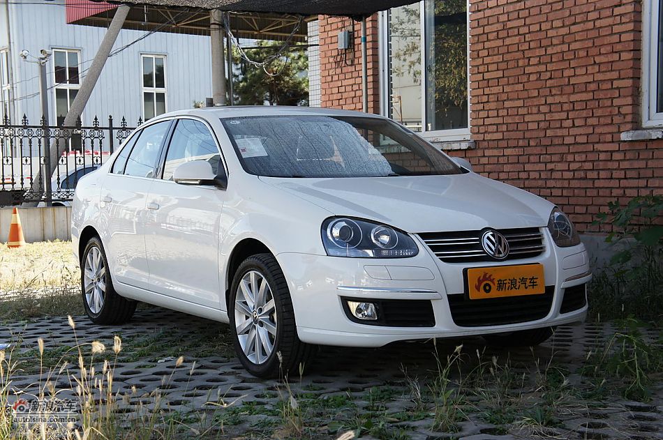 速腾1.8T豪华型6速手自一体