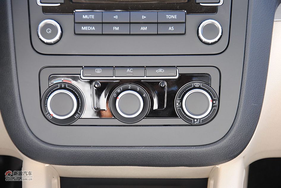 2011款速腾1.6L手动时尚型