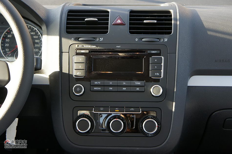 2011款速腾1.6L自动舒适型