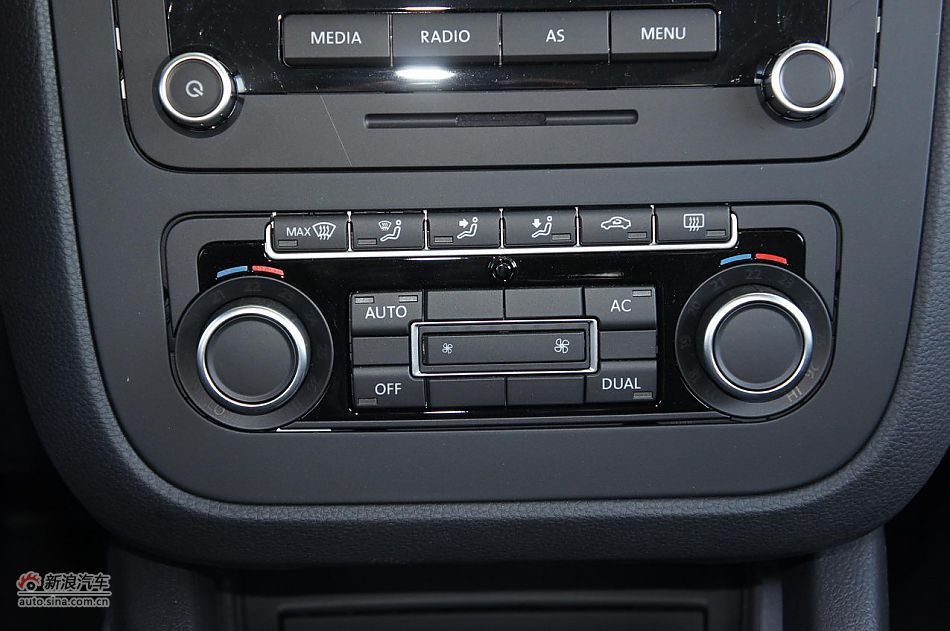 速腾1.8T豪华型5速手动