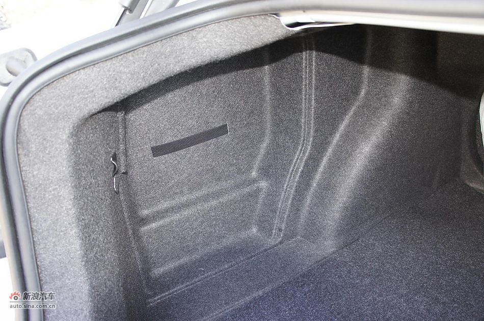 速腾1.8T豪华型6速手自一体