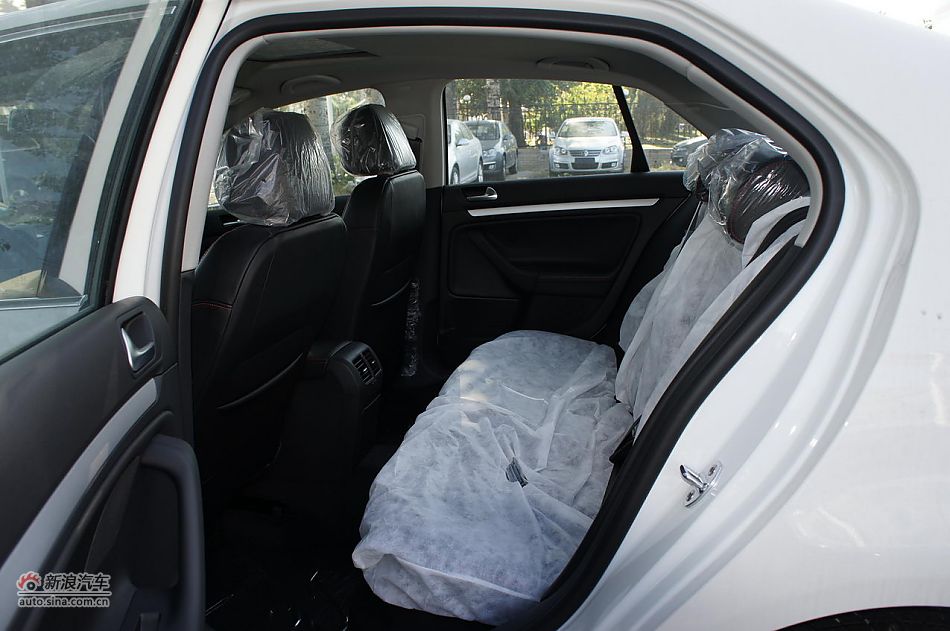 速腾1.8T豪华型6速手自一体