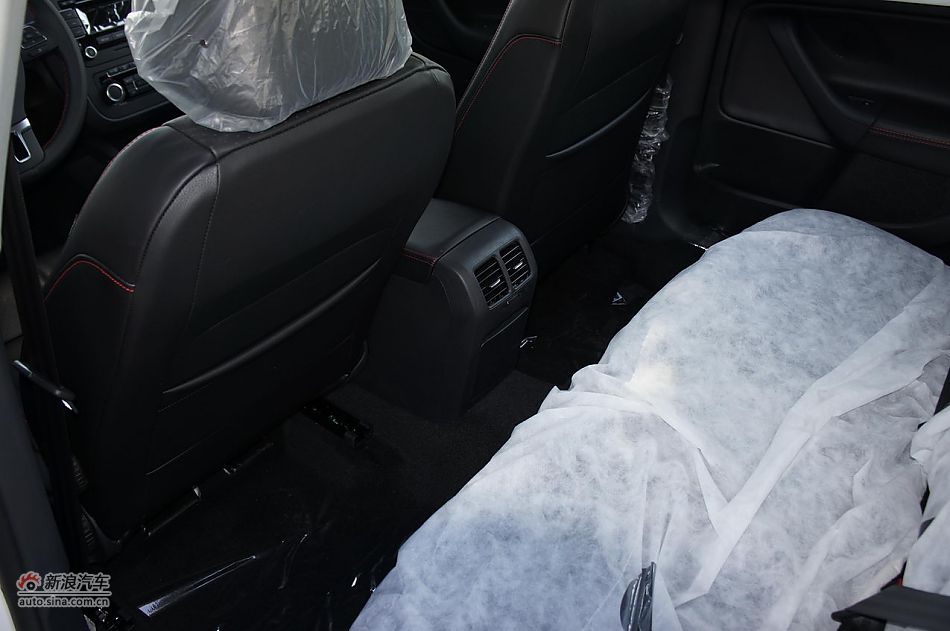 速腾1.8T豪华型6速手自一体