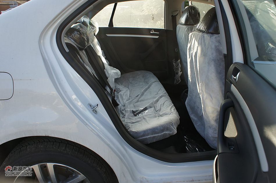 2011款速腾1.6L自动舒适型