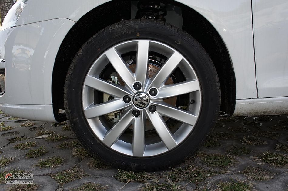 速腾1.8T豪华型6速手自一体