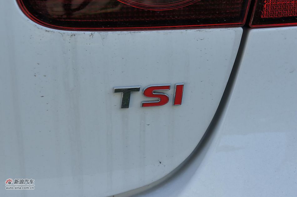 速腾1.8T豪华型6速手自一体