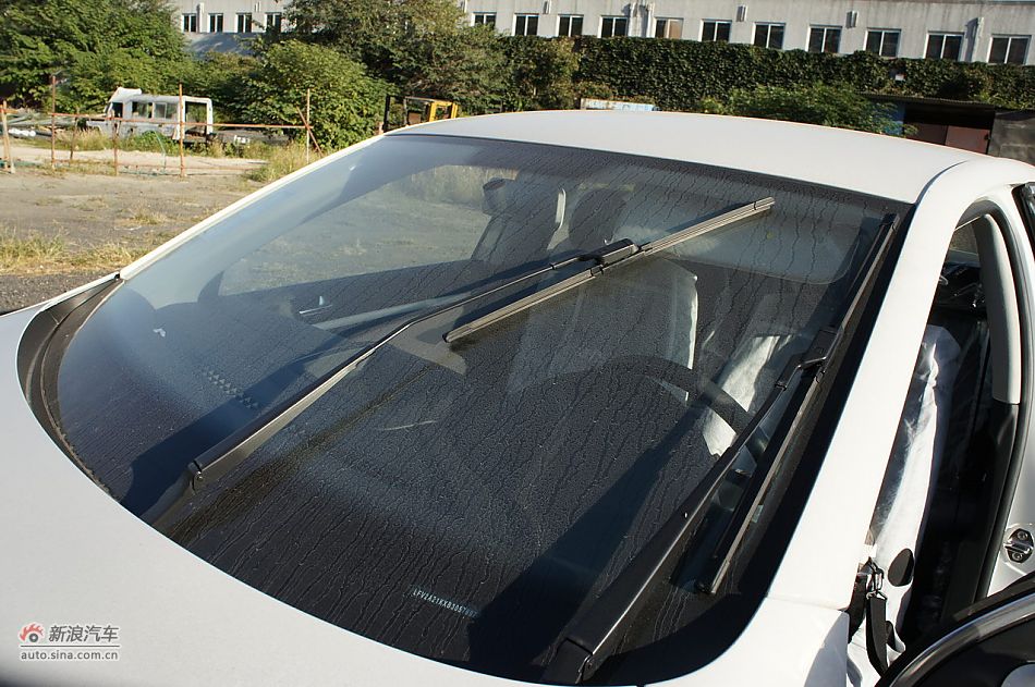 2011款速腾1.6L自动舒适型