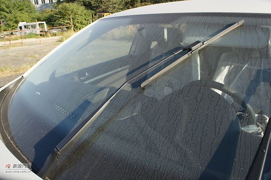 2011款速腾1.6L自动舒适型