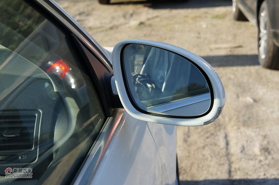 2011款速腾1.6L自动舒适型