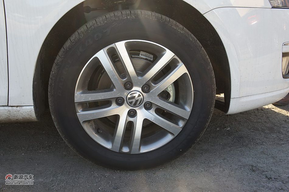 2011款速腾1.6L自动舒适型