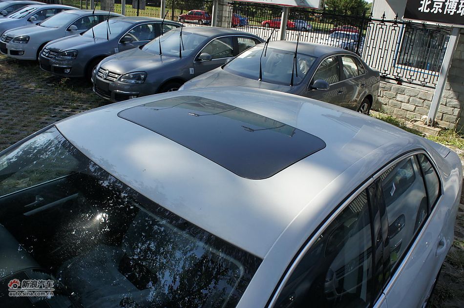 速腾1.8T豪华型5速手动