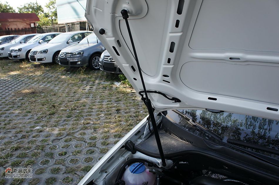 速腾1.8T豪华型6速手自一体