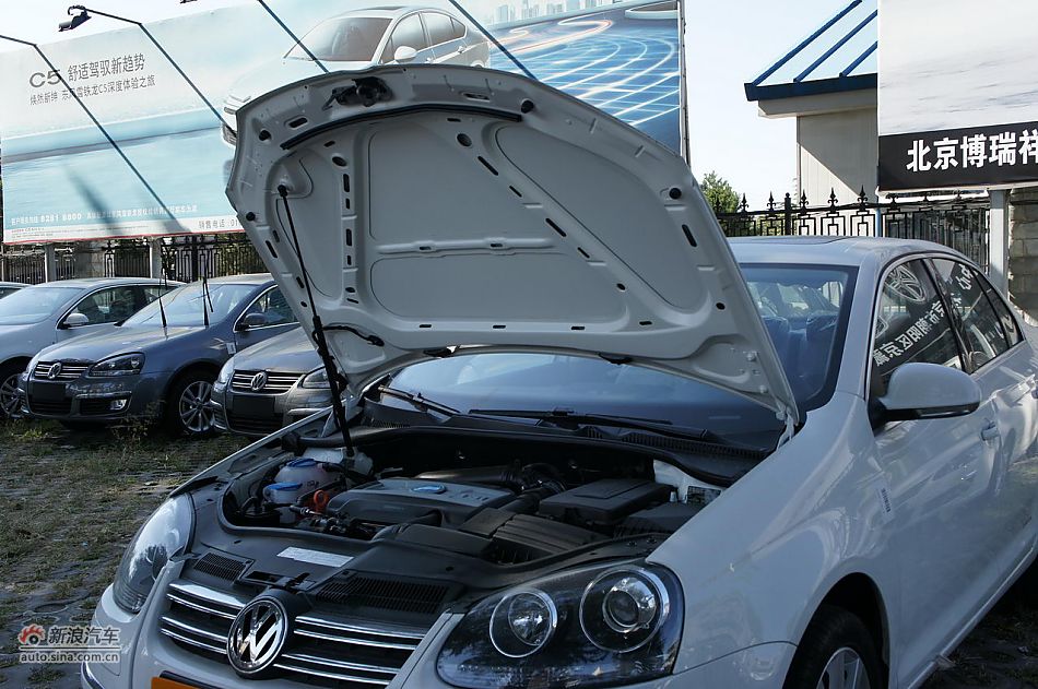 速腾1.8T豪华型6速手自一体