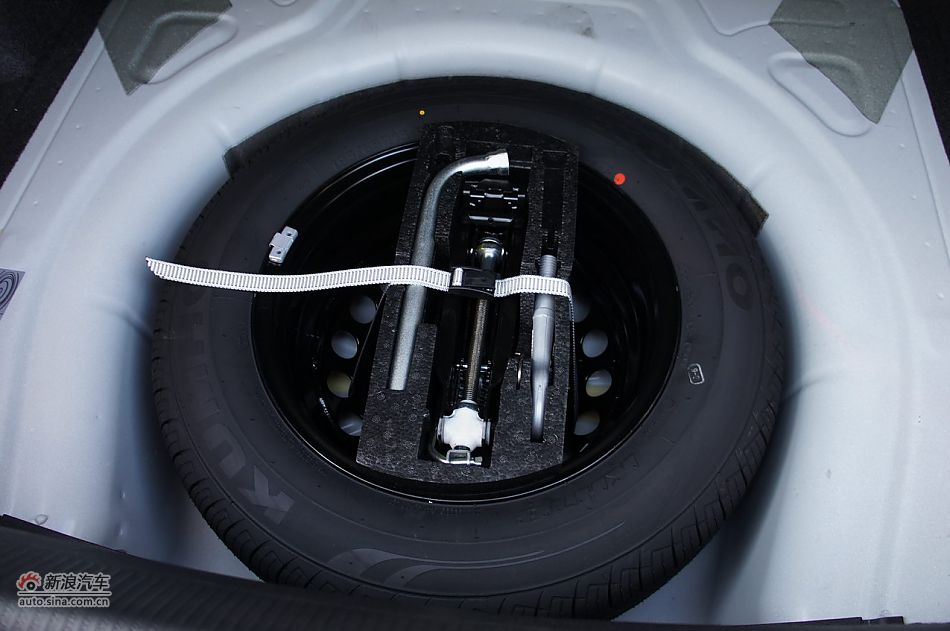 2011款速腾1.6L自动舒适型