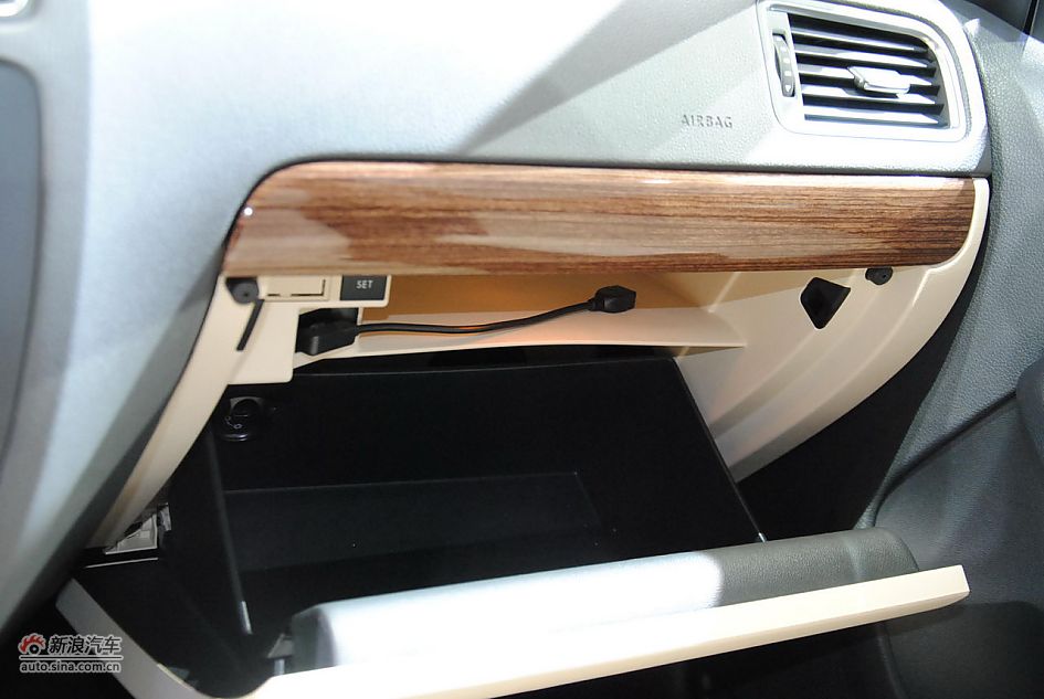 一汽大众2012款新速腾