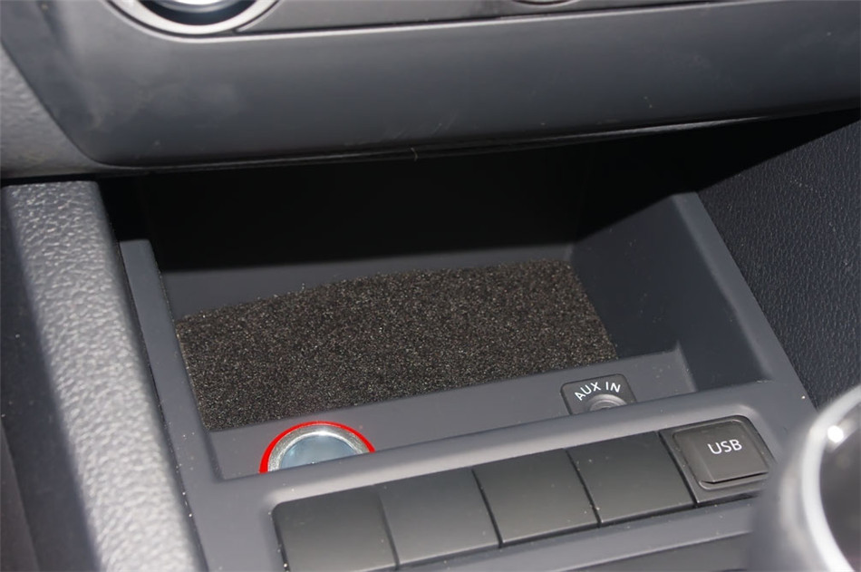 2012款速腾1.6L手动时尚型