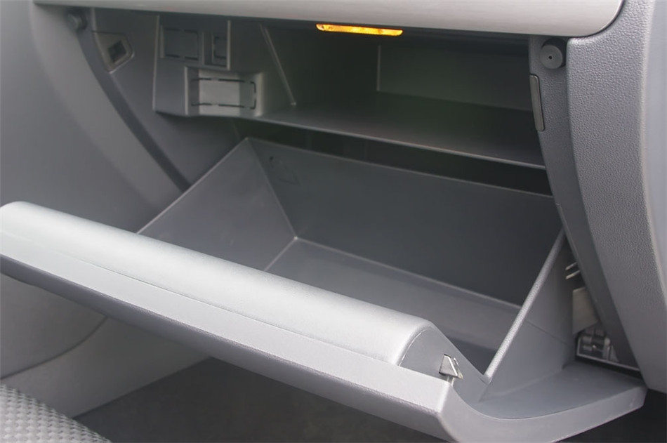 2012款速腾1.6L手动时尚型