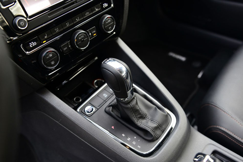 2015款 280TSI 自动旗舰型 内饰