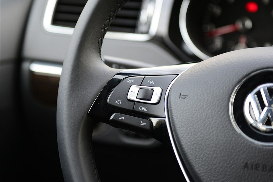 2015款 280TSI 自动旗舰型 内饰