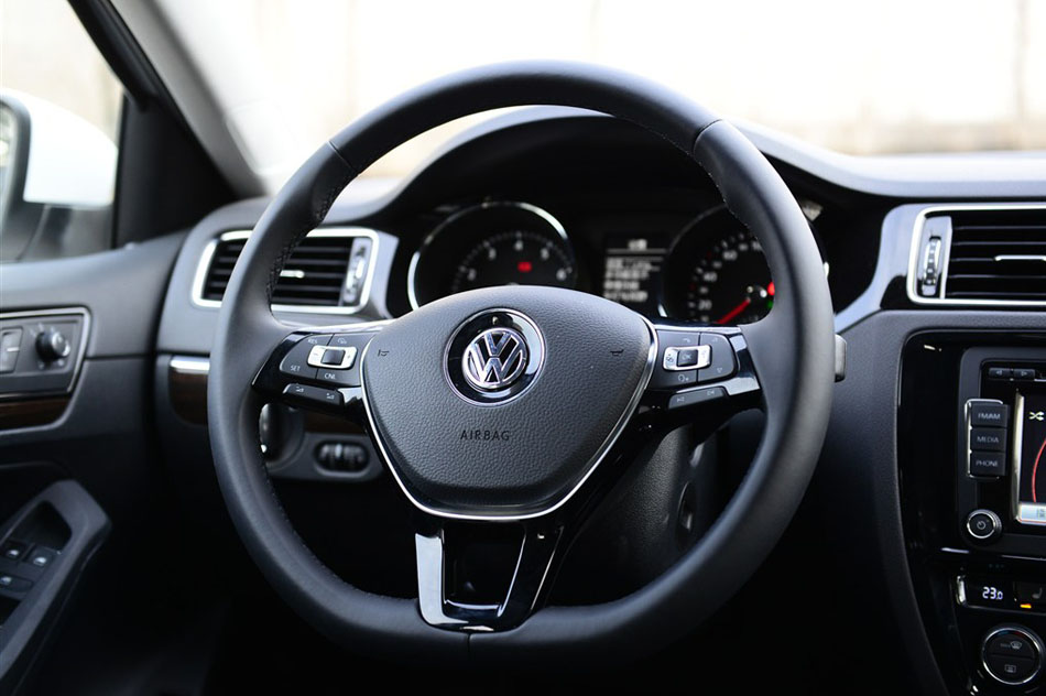 2015款 280TSI 自动旗舰型 内饰