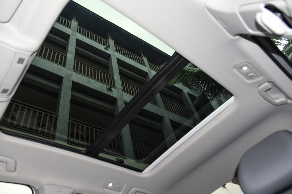 2019款 280TSI DSG旗舰型 座椅空间