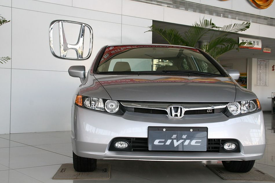 东风本田CIVIC前脸
