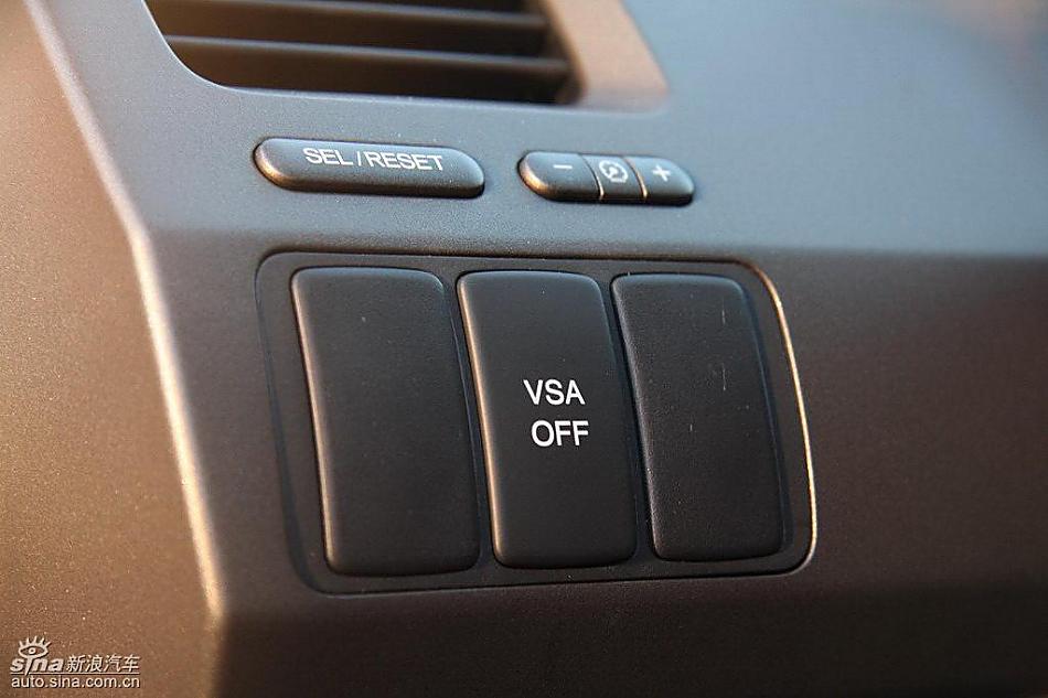 东风本田新思域试驾实拍图内饰