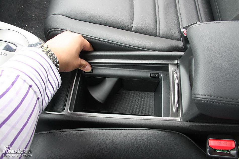 东风本田新思域试驾实拍图内饰