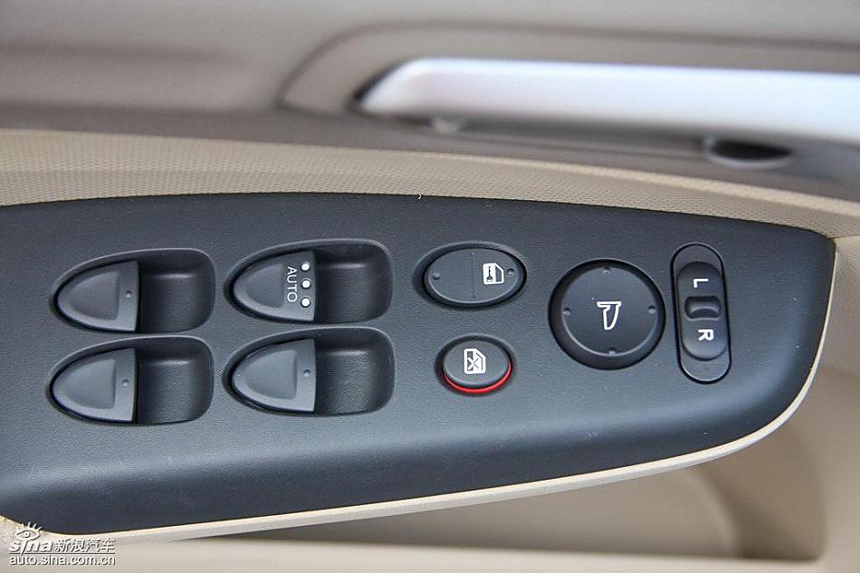 东风本田新思域试驾实拍图内饰
