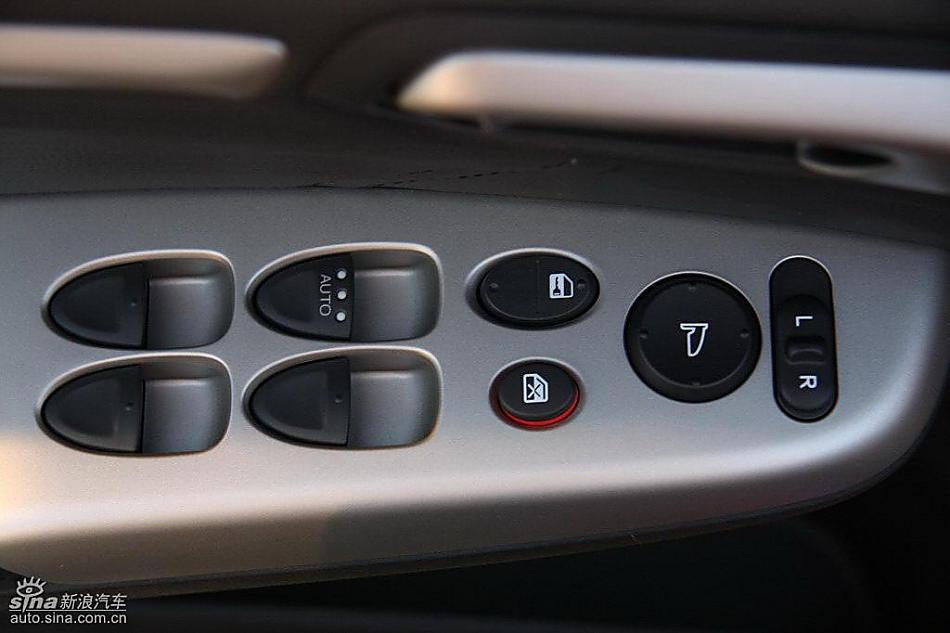 东风本田新思域试驾实拍图内饰