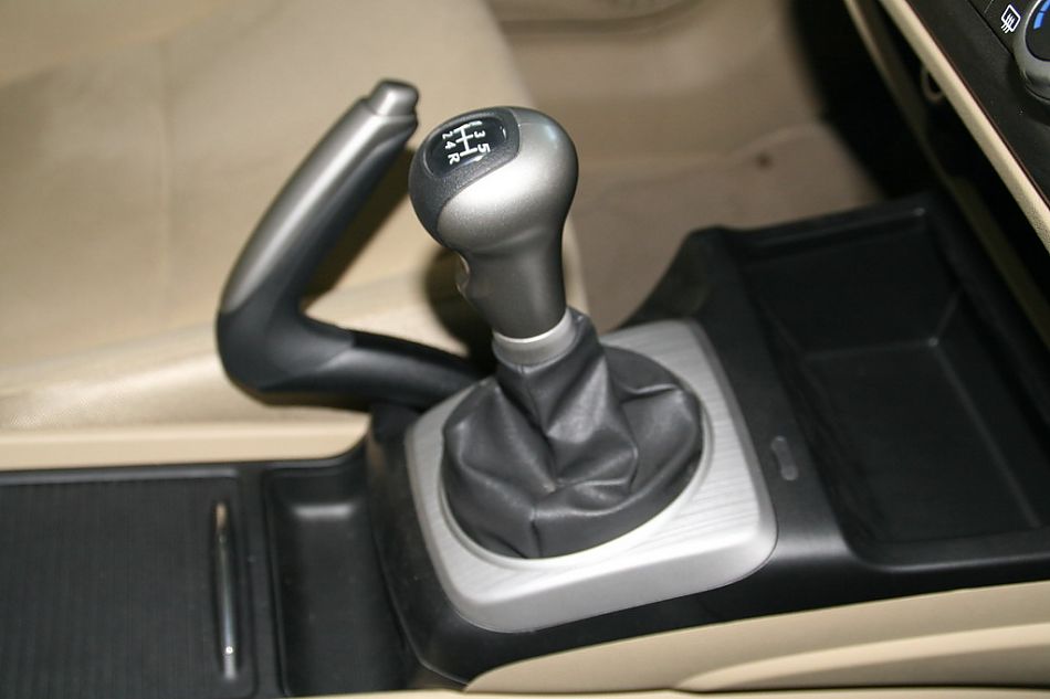 东风本田CIVIC变速杆