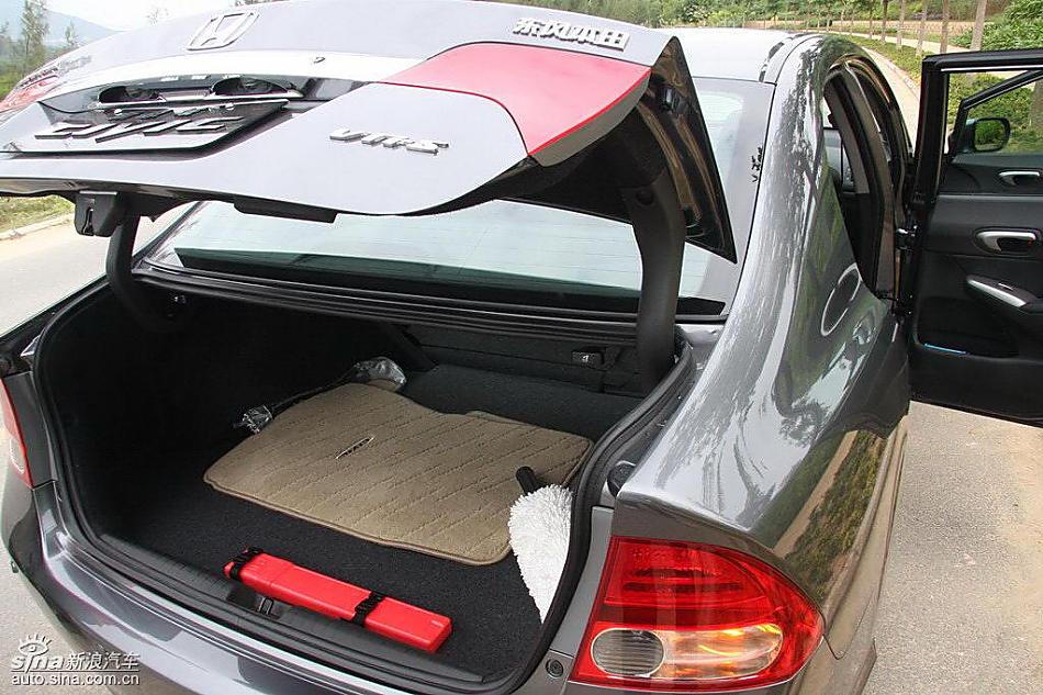 东风本田新思域试驾实拍图细节与其他